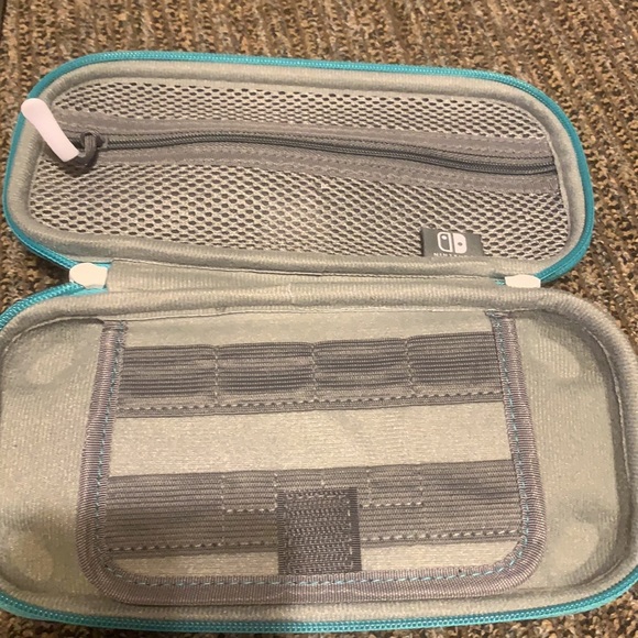 Nintendo switch case - Picture 2 of 2